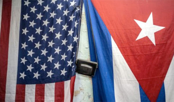 Banderas Cuba-USA