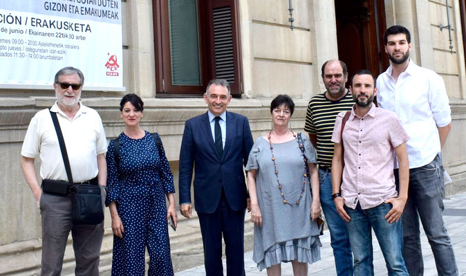 IU Navarra - Enrique Santiago