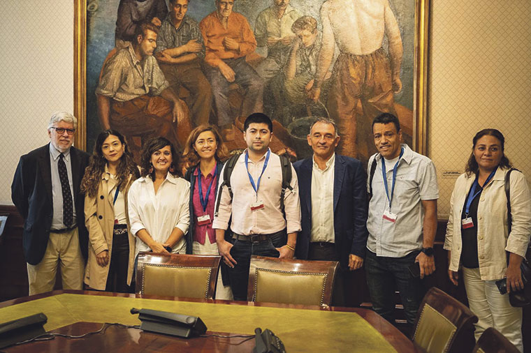 Enrique Santiago encabeza una reunión de diputados de Sumar con una delegación defensora de DD. HH. en Colombia | Izquierda Unida