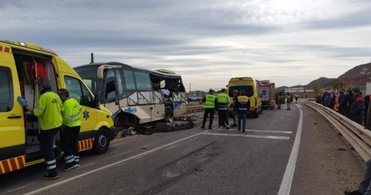 Accidente autobús Lorca Murcia. Muere una joven trabajadora de 21 años.