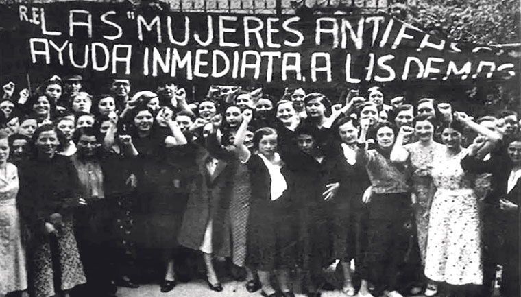 Mujeres antifascistas
