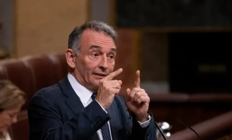 Enrique Santiago. Pleno del Congreso de los Diputados. Junio 2024