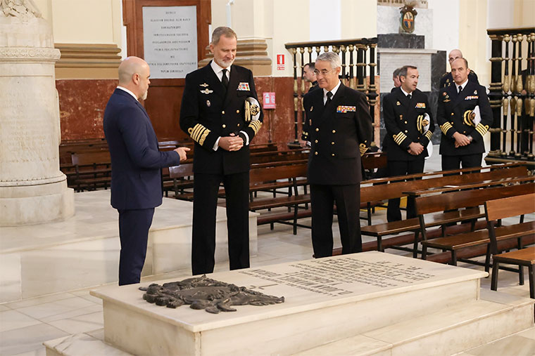Visita reciente de Felipe VI al Panteón de Marinos Ilustres de San Fernando