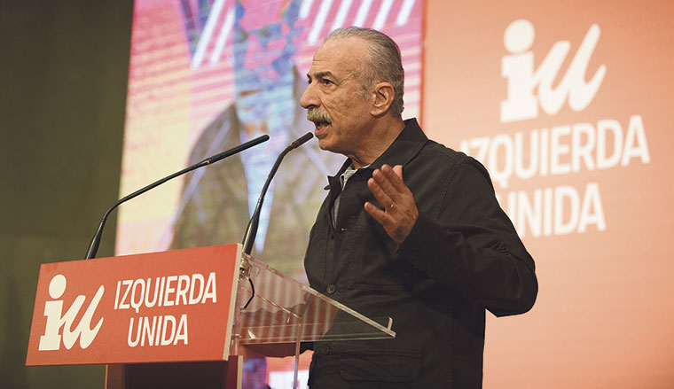 Husni Abdel Wahed interviene en la Asamblea Federal de IU el pasado mes de mayo | Foto: Álvaro Minguito