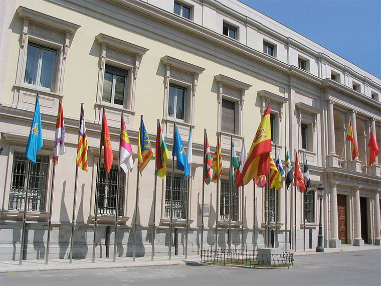 Senado. Banderas autonómicas
