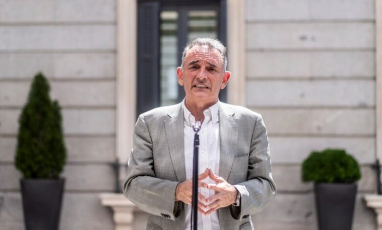 Enrique Santiago
