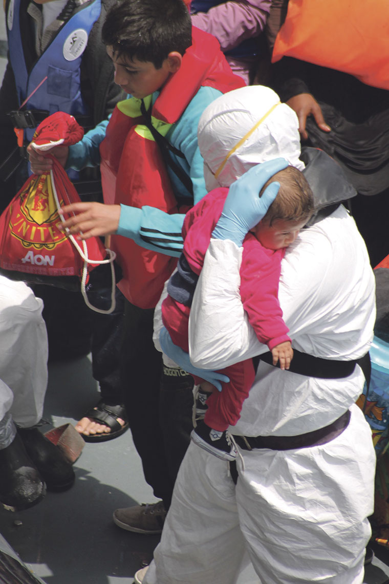 Rescate de migrantes en el mar | Foto: flickr.com/photos/dfmagazine CC BY 2.0