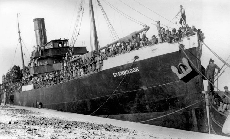 Buque Stanbrook cargado de refugiados republicanos