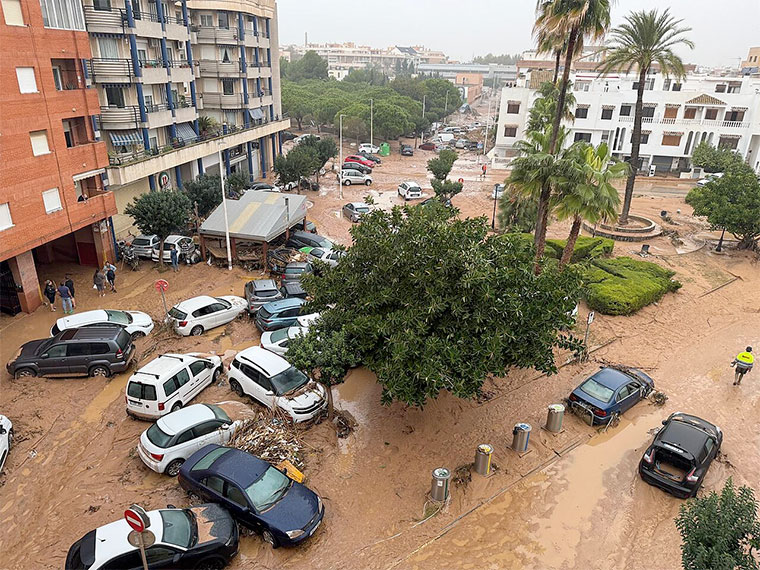 Inundaciones cuasadas por la Dana en Catarroja (Valencia), 30 octubre 2024 | Manuel Pérez García; Estefania Monerri Mínguez / CC BY-SA 4.0