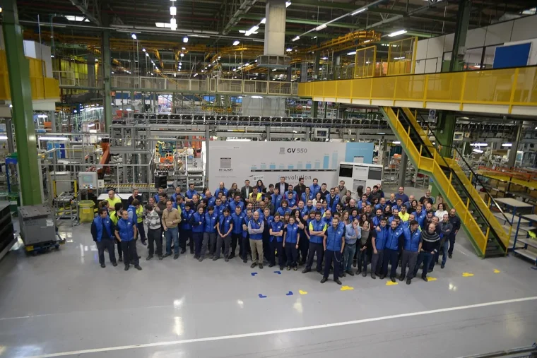 Fotografía de archivo de trabajadores en la fábrica de BSH Esquíroz.