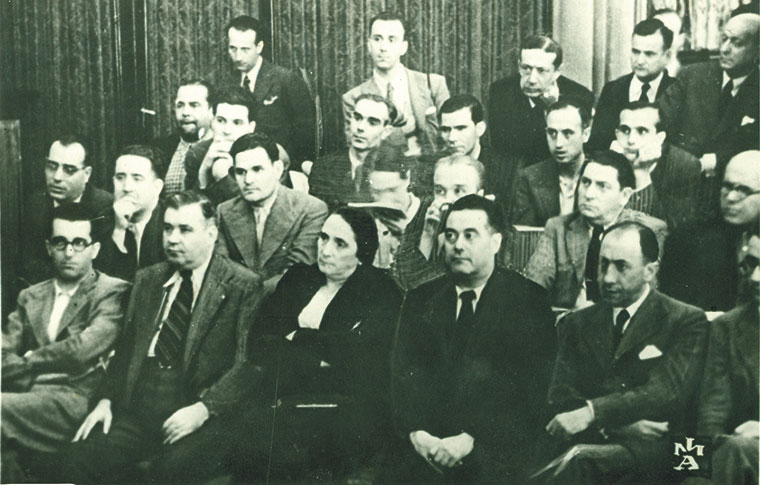 Grupo diputados comunistas. Sesión Cortes republicanas en Valencia | Foto: Archivo Histórico PCE