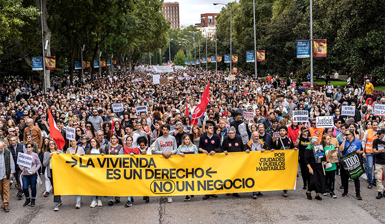 Manifestación por el derecho a la vivienda el pasado 13 de octubre en Madrid | Foto: Olmo Calvo
