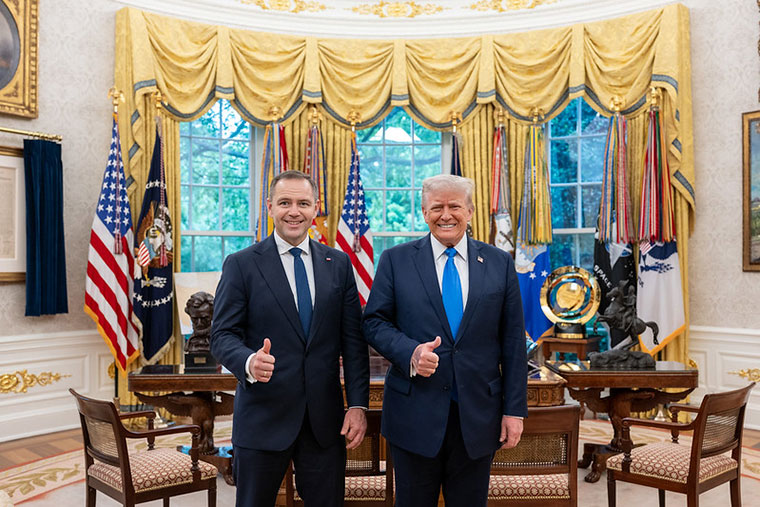 Karol Nawrocki en el despacho oval de la Casa Blanca con Donald Trump el pasado 1 de mayo | Foto: The White House / Dominio público