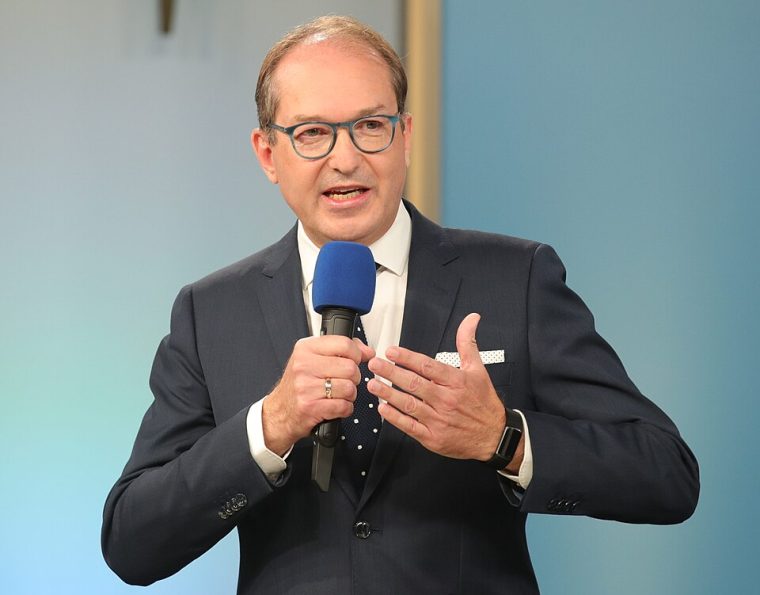 Alexander Dobrindt, actual ministro federal del Interior de Alemania. Foto: Sandro Halank (C BY-SA 4.0)