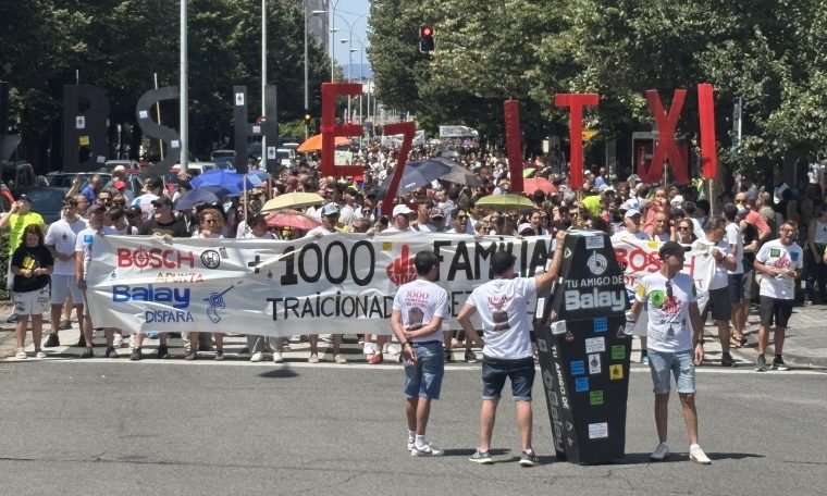Una de las manifestaciones que ha tenido lugar en Iruñea en apoyo a la plantilla de BSH | Foto: Red X / @Industria_CCOO