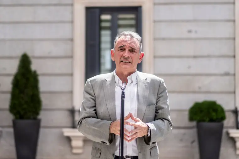 Enrique Santiago