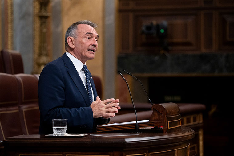 Enrique Santiago