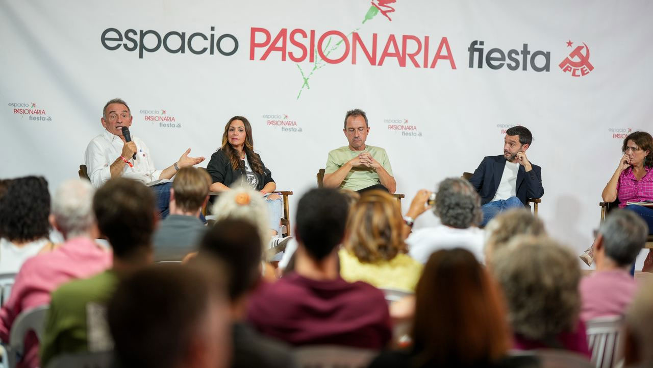 Acto por el derecho a la vivienda en la Fiesta PCE 2025 | Fuente: PCE