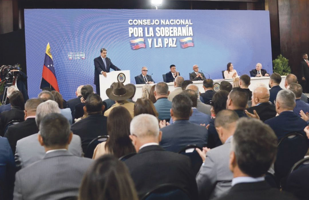 El Consejo Nacional por la Soberanía y la Paz, un nuevo órgano que reúne a sectores estratégicos del país para defender la soberanía y la paz de Venezuela | facebook.com/NicolasMaduro