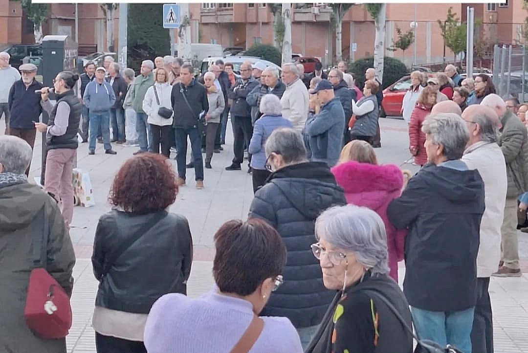 Concentración centro de salud de San Fernando de Henares