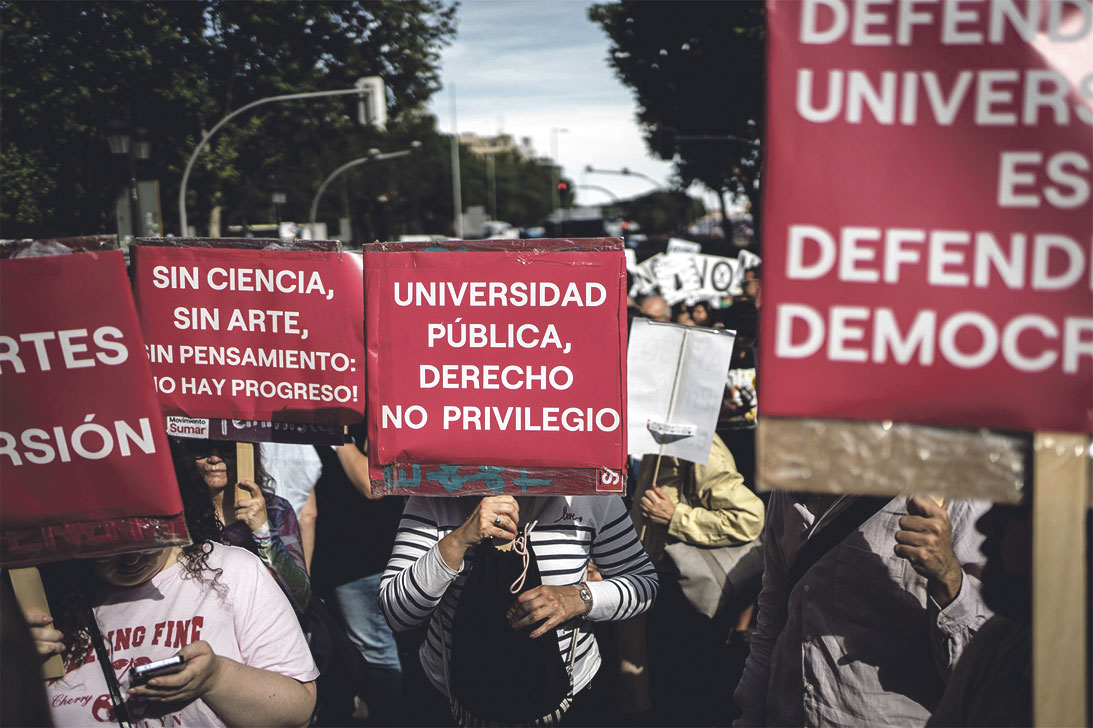 Manifestación por la Universidad Pública | Fuente: Olmo Calvo