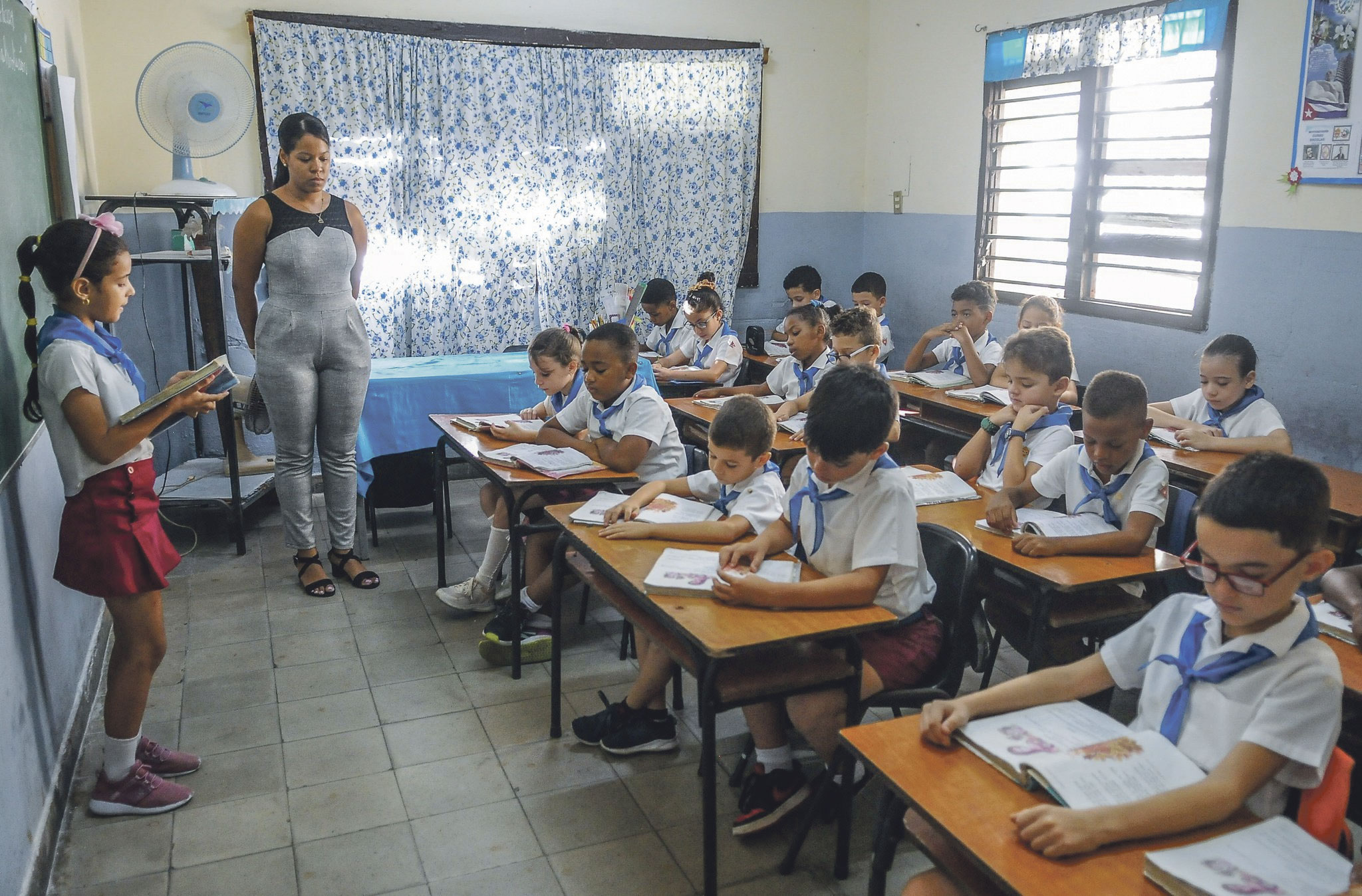 Escolares cubanos | Fuente: @PresidenciaCuba