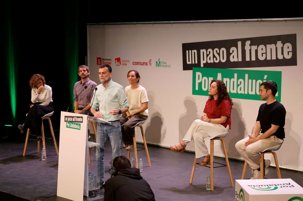 Acto político de 'Un paso al frente Por Andalucía' del 19 de abril de 2026 en el Cartuja Center CITE de Sevilla, con la presencia de Más Madrid, Movimiento Sumar, Izquierda Unida y Comuns | Fuente: IU Andalucía