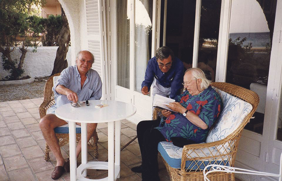 Paco Rabal con Rafael Alberti y el periodista y cronista murciano Salvador Jiménez | Álbum familia Rabal Balaguer