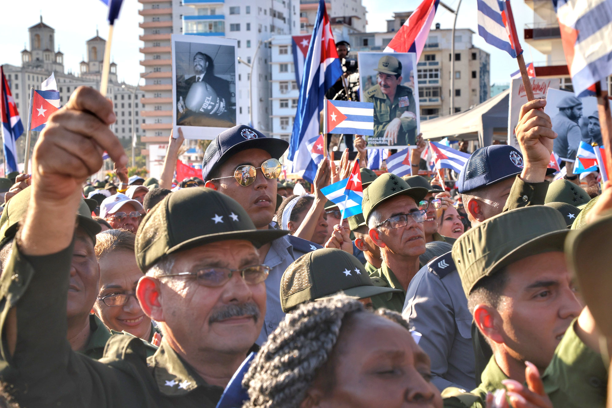 Miles de personas en las calles de Cuba rechazan las imputaciones a Raúl Castro (22 mayo 2026)