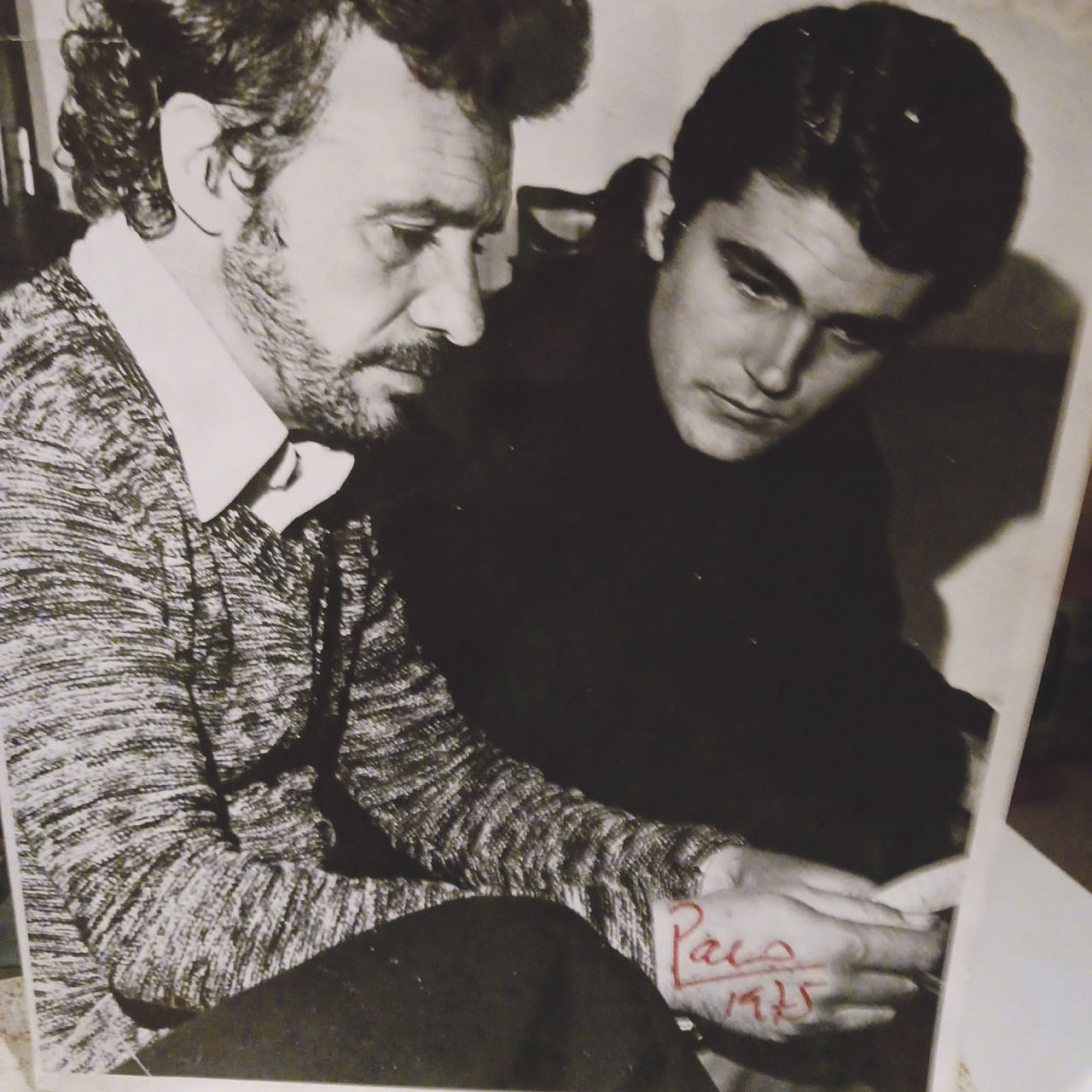 Paco Rabal y Pedro Guerrero en Águilas, 1975 | Álbum familia Rabal Balaguer