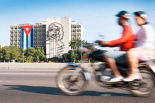 Cuba. Apoyo académicos