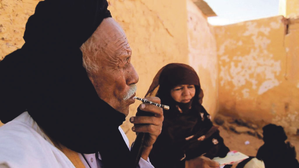 Escena del documental “Hijos de las nubes: la última colonia”, del director Álvaro Longoria