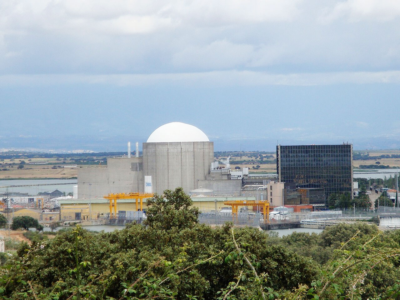 Central nuclear de Almaraz | Fuente: Frobles / Wikimedia Commons / CC BY-SA 3.0