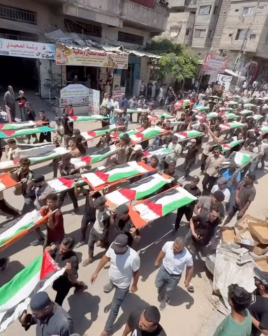 Funeral de 112 civiles palestinos en Gaza